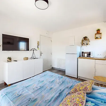Apartman Lovely In *